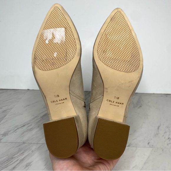 Cole Haan Elyse Tan Suede Pointy Toe Bootie 7 1/2 B - Picture 13 of 14